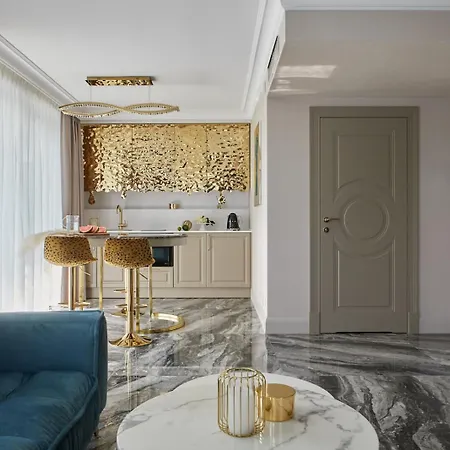 Glamour In Appartement